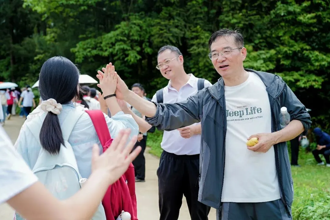 重走长征路·逐梦中考行|民附贵阳少年以脚步砺初心,以壮志赴征程 第52张
