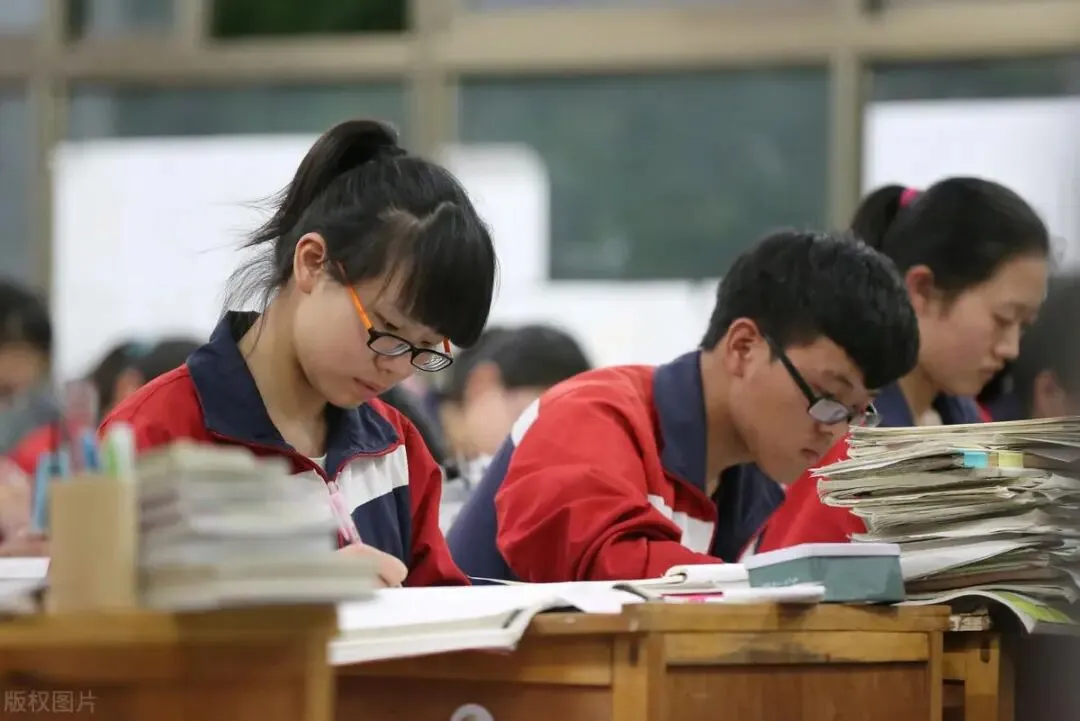 高考冲刺:为何模考600分的学霸敢“不写作业”?真相在这里 第7张