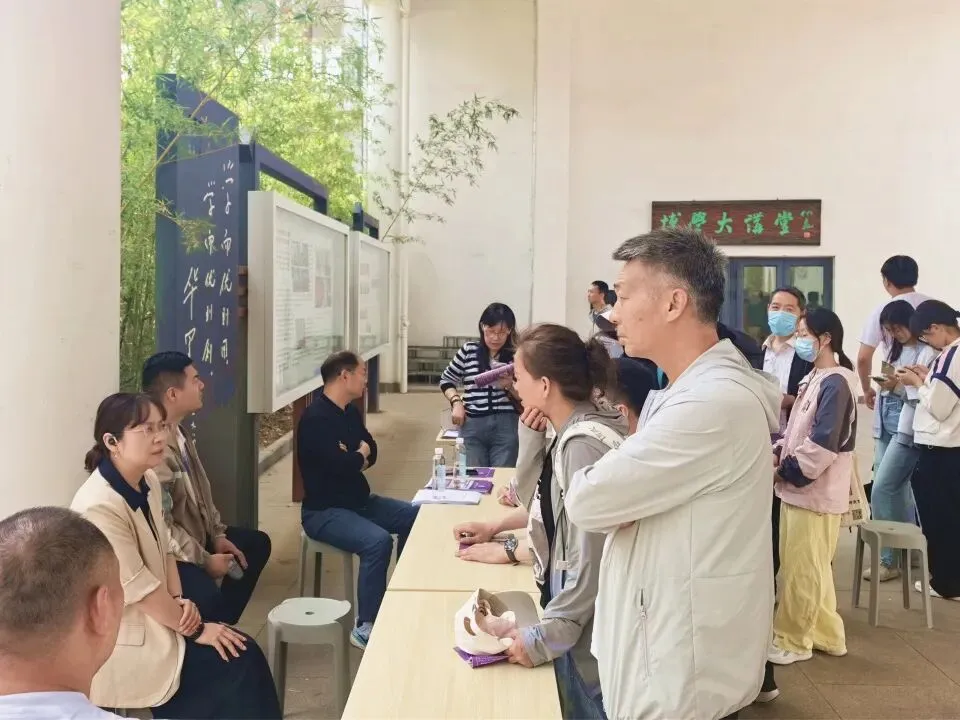 徐州市矿大实验学校参加第十六届中考招生咨询会 第17张