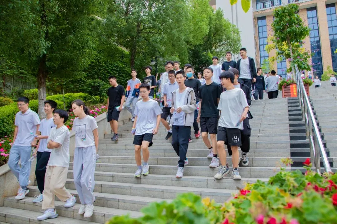 中考结束,升学录取分批次进行 第3张 中考结束,升学录取分批次进行 第3张