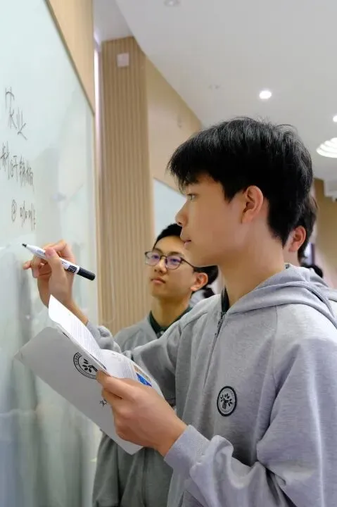 融合・思辨・赋能:以主题式复习提升中考备考实效-第7张图片-四季读书网 融合・思辨・赋能:以主题式复习提升中考备考实效-第7张图片-四季读书网