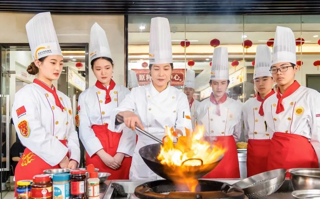 26年湖南中考临近,成绩不好提前择校,实地考察具体考察什么? 第12张 26年湖南中考临近,成绩不好提前择校,实地考察具体考察什么? 第12张