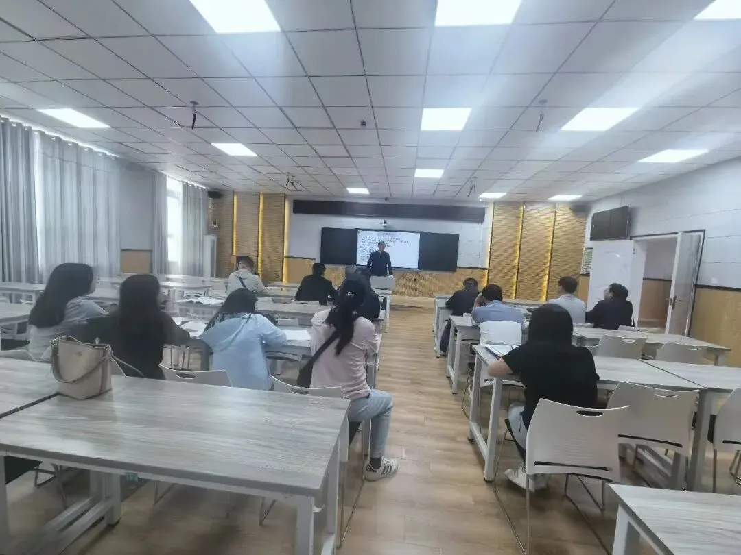 深耕真题明方向 精准备考提效能 ——独山县高中历史名师工作室在我校开展2027届高考一轮复习备考研讨活动 第3张