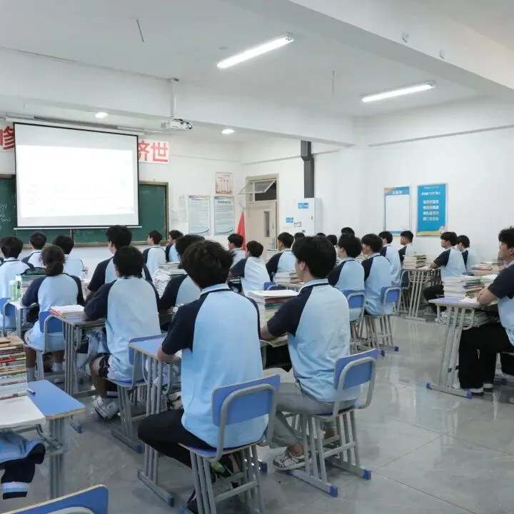 中考仅剩1个月!成绩不稳别硬冲普高,职教高考才是稳妥升学路 第14张