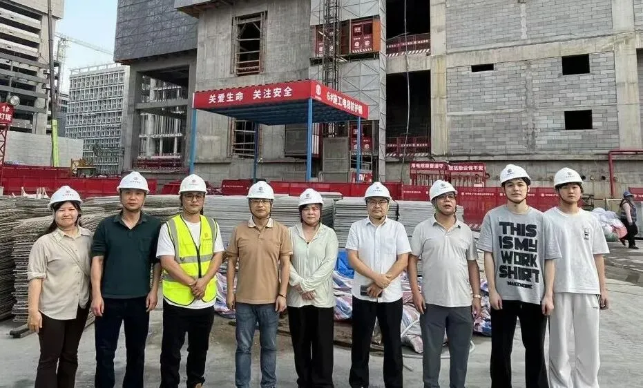 “真题真做”亮真功!这场毕业论文答辩会“开在工地上”! 第3张