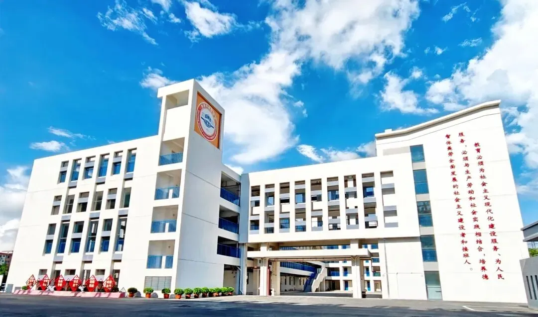 中考志愿填报倒计时开启!5月23-24日郑裕彤中学校园开放日,干货拉满→ 第33张 中考志愿填报倒计时开启!5月23-24日郑裕彤中学校园开放日,干货拉满→ 第33张