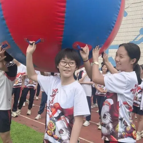 【燃动青春,蓄力中考】 南庄中学2026年初三趣味运动活力上演 第12张