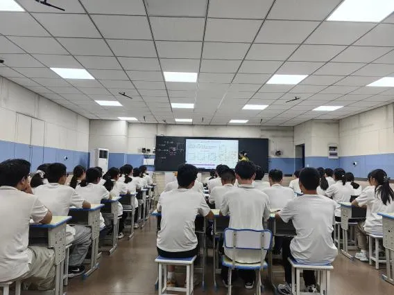 活力科研丨衔接中考 深耕素养 第7张 活力科研丨衔接中考 深耕素养 第7张