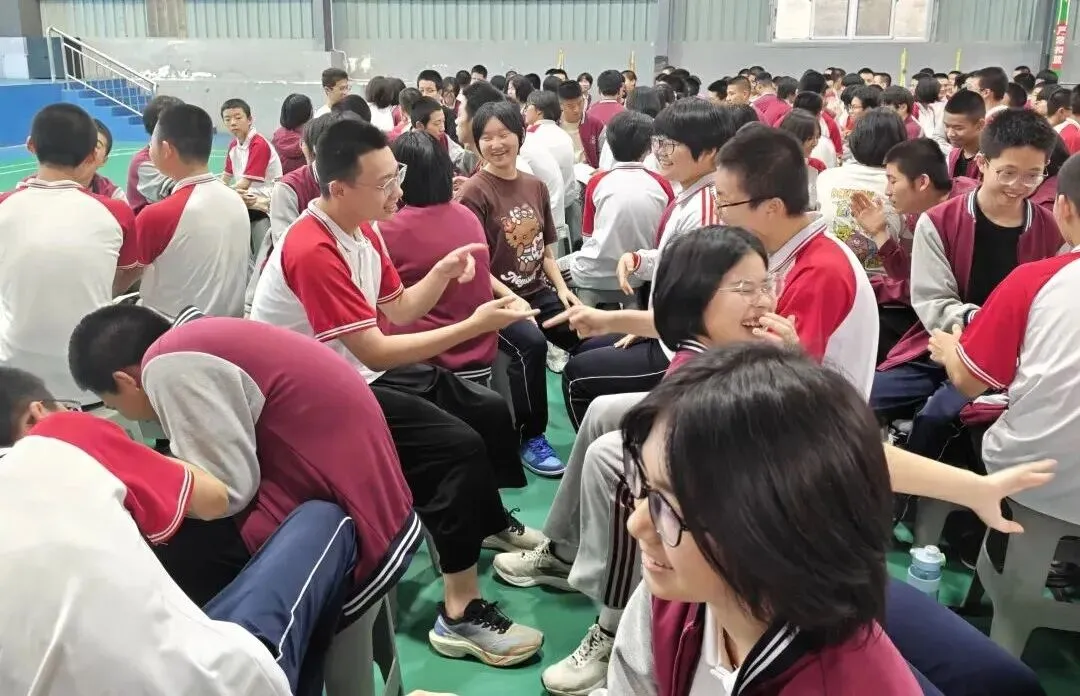 【超德新闻】中考倒计时,心理辅导进校园:一场专为初三学生定制的“心理加油” 第9张