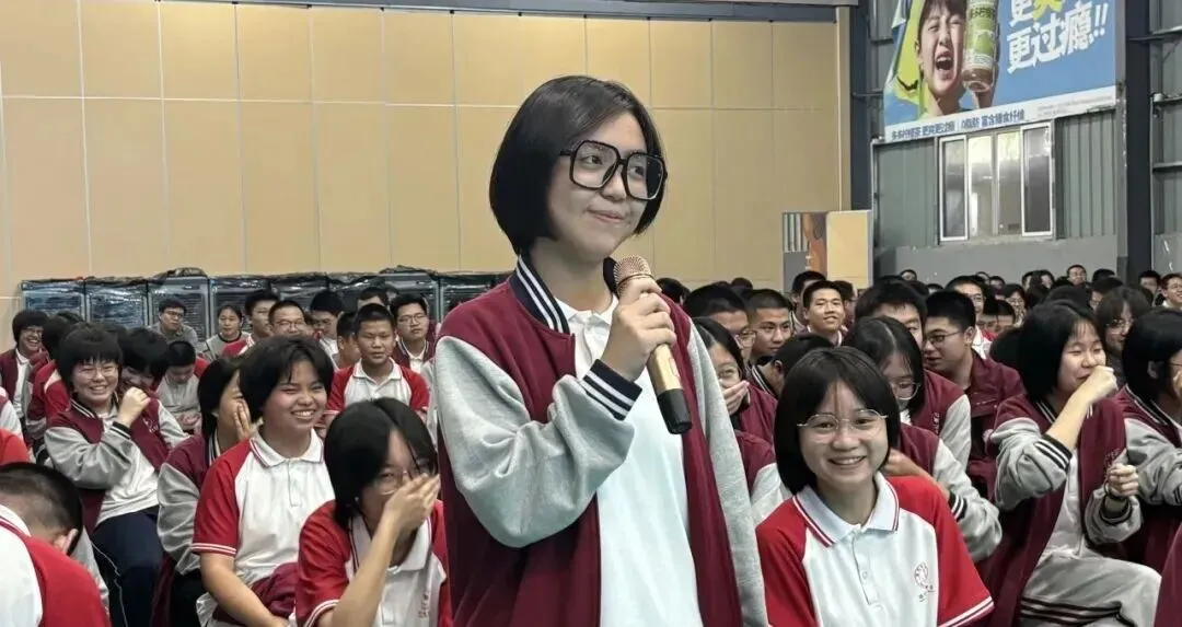 【超德新闻】中考倒计时,心理辅导进校园:一场专为初三学生定制的“心理加油” 第12张