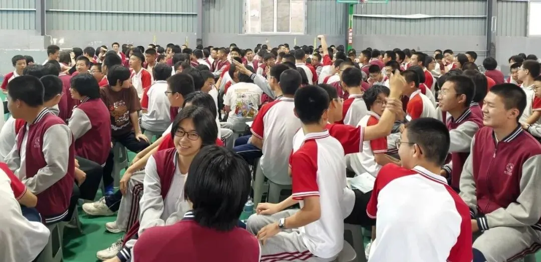 【超德新闻】中考倒计时,心理辅导进校园:一场专为初三学生定制的“心理加油” 第13张