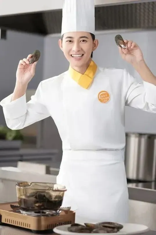 中考分数不够上普高,这所重点烹饪职校中低分段可报! 第8张
