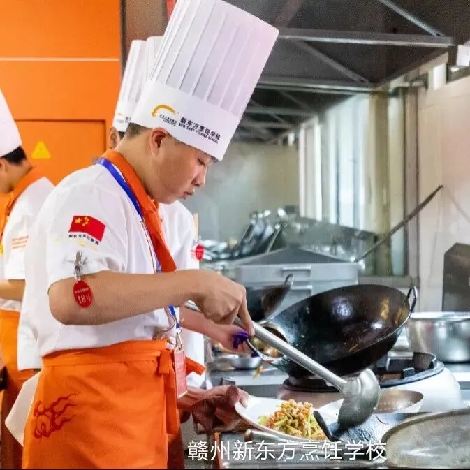 中考分数不够上普高,这所重点烹饪职校中低分段可报! 第19张