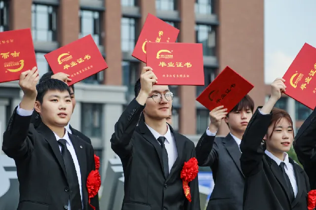 别等中考出分才慌忙择校!聪明的河南家长都在5月做这件事 第26张 别等中考出分才慌忙择校!聪明的河南家长都在5月做这件事 第26张