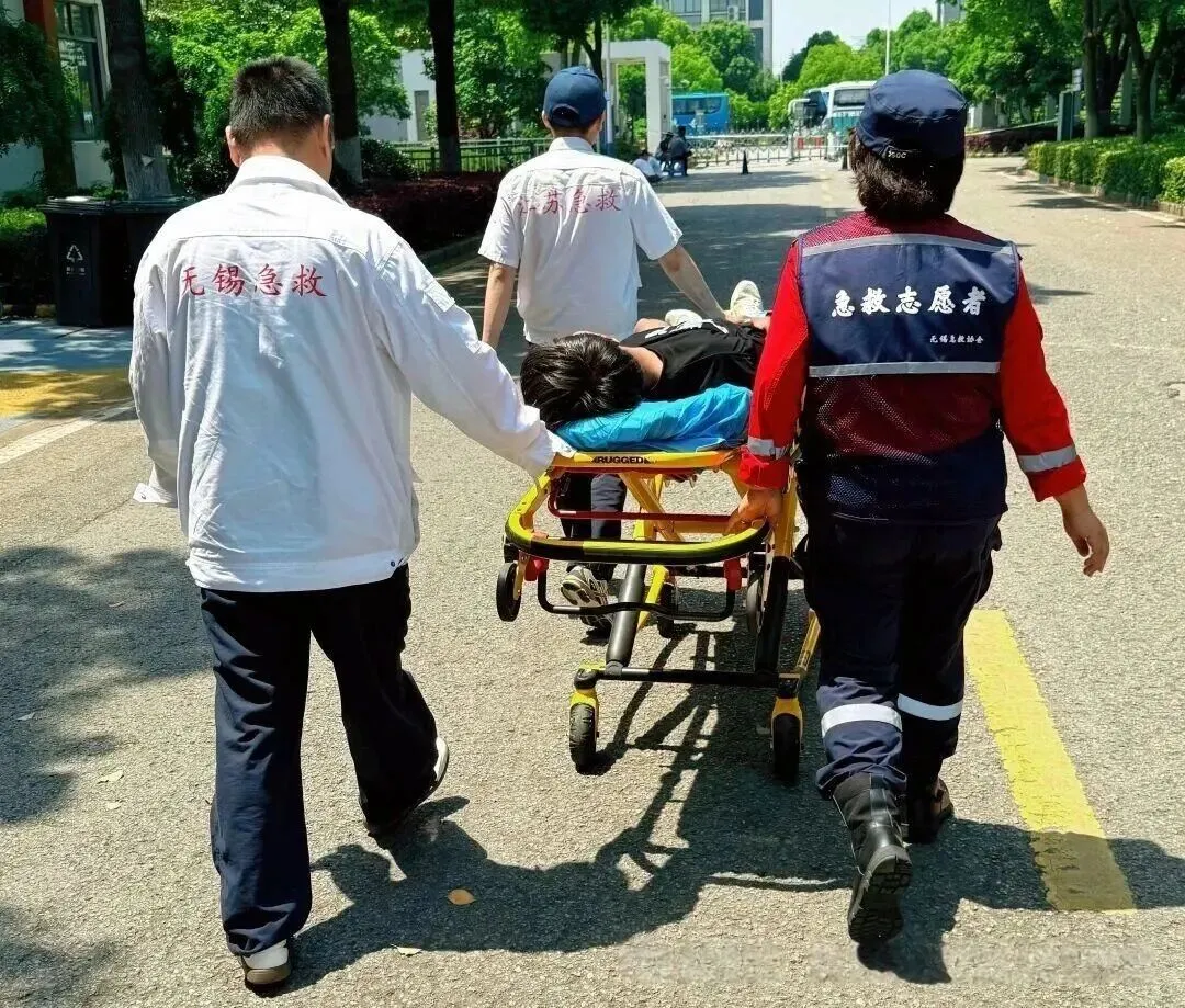 优恩队员参与 2026 年全市初中体育中考医疗保障活动 第5张 优恩队员参与 2026 年全市初中体育中考医疗保障活动 第5张