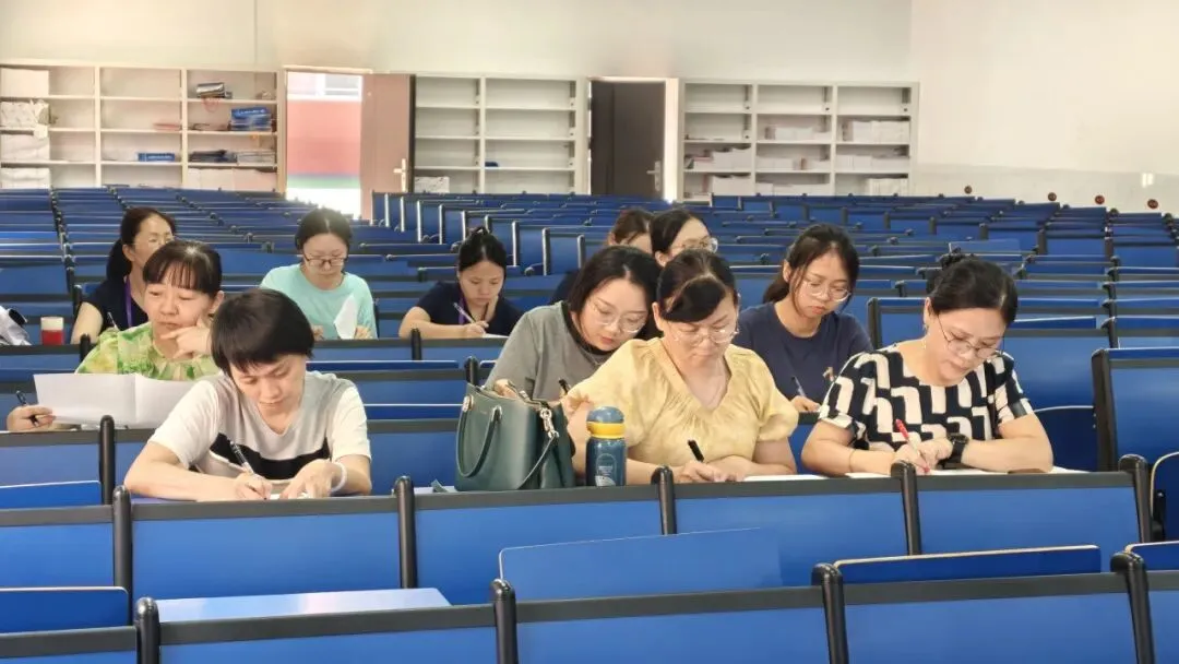 试卷讲评精研课 校际携手共成长 ——琼海嘉文高级中学特邀琼海市嘉积中学开展校际教研共建活动 第10张