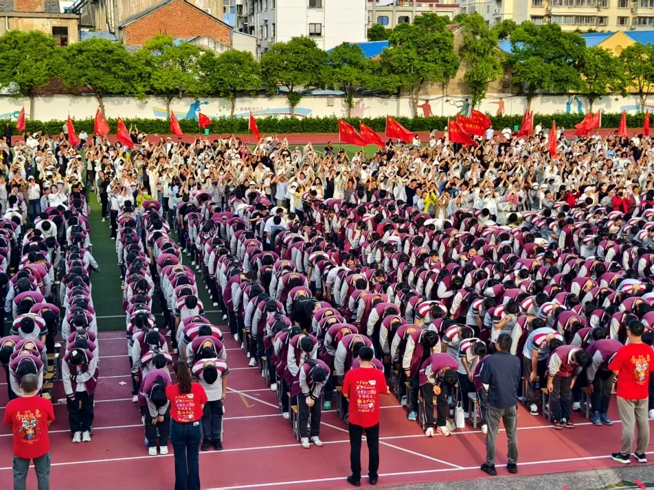 【中考冲刺】中考倒计时30天!文通中学这场报告会,点燃家校冲刺最强引擎! 第14张