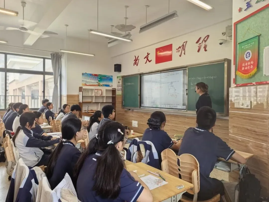 【红山快讯】聚焦中考精研课堂 校际携手聚力备考 第21张