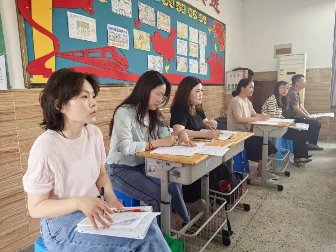 【红山快讯】聚焦中考精研课堂 校际携手聚力备考 第26张