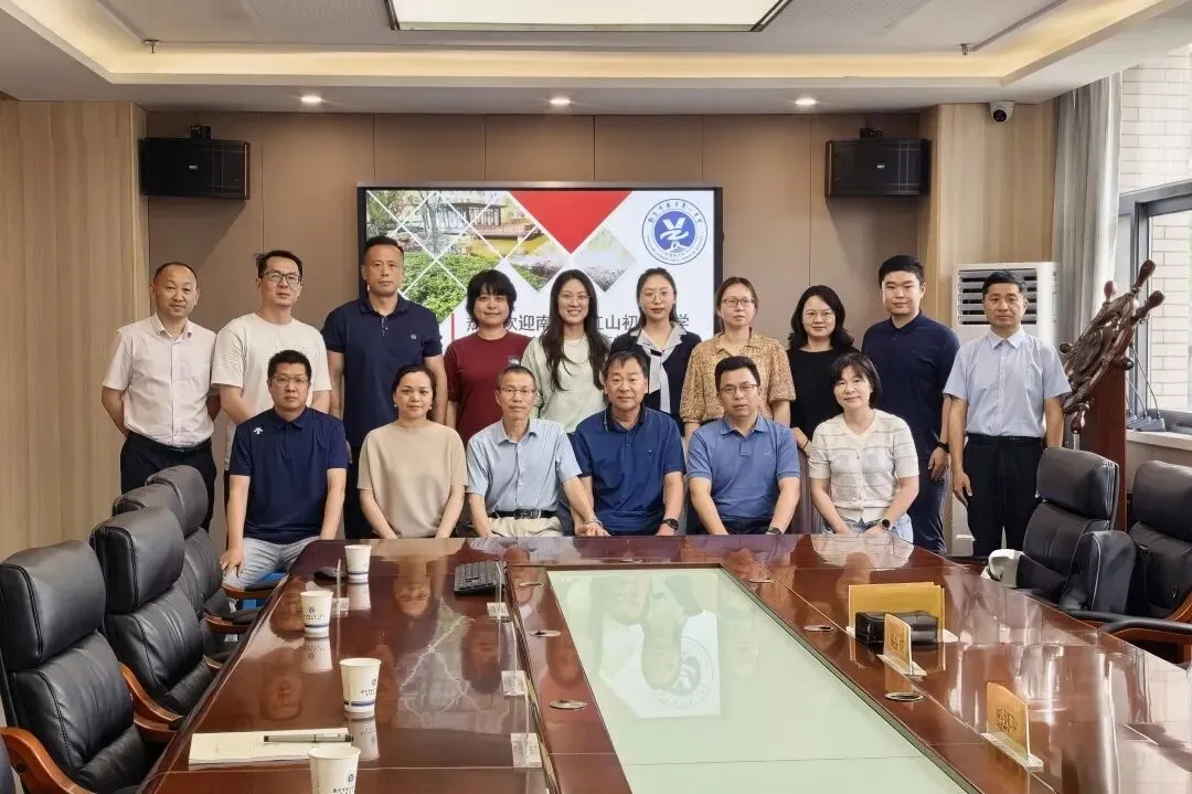 【红山快讯】聚焦中考精研课堂 校际携手聚力备考 第55张