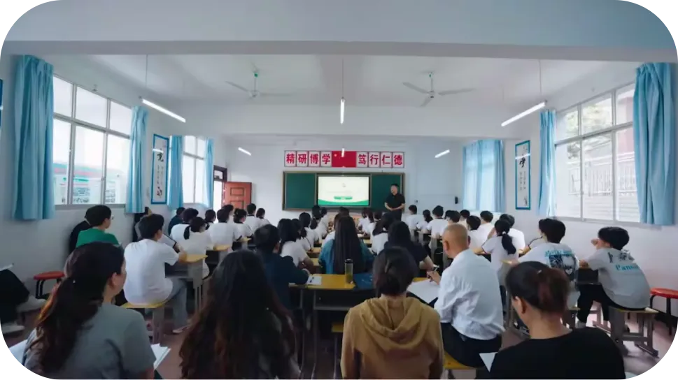 巴东县初中道德与法治2026年中考专题复习教学研讨暨 “名师工作室” 创建启动会圆满举行 第3张