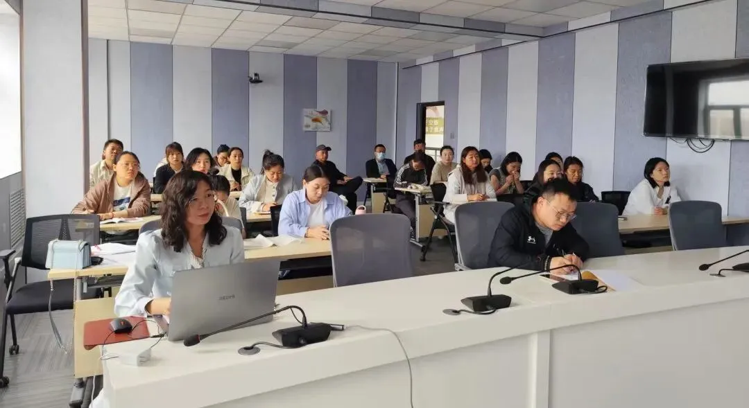 精研数据明方向 聚力笃行备中考——兴安盟2026届初三年级中考模拟考试盟、旗(县市)、校三级质量分析会圆满召开 第4张