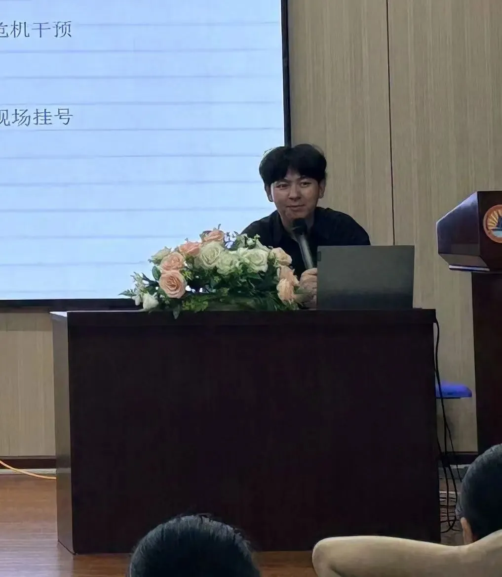 德育|暖心护航中考 赋能从容应考——沙市二中南湖校区开展考前心理辅导讲座 第21张 德育|暖心护航中考 赋能从容应考——沙市二中南湖校区开展考前心理辅导讲座 第21张