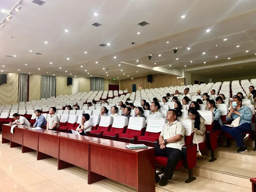 精准分析明方向 决战中考铸辉煌——平顶山市第四十一中学九年级部召开二模考试质量分析会 第4张