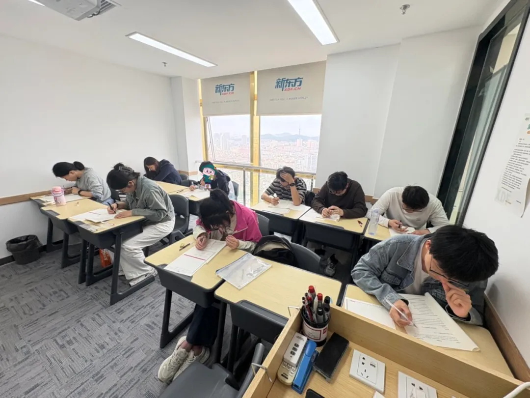 四六级冲刺阶段|全真模考实战演练,一对一精准提分助力备考,冲刺过级不慌! 第4张