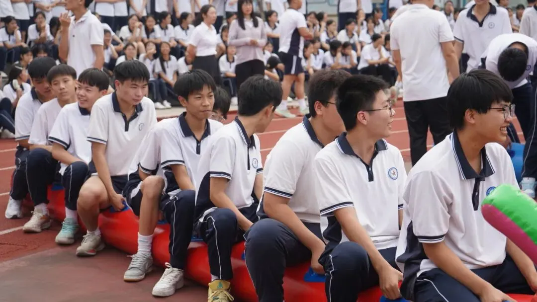 向阳而生,逐光前行,逐梦中考,不负韶华--博罗县第四中学2026年九年级减压赋能心理拓展活动圆满举行 第31张