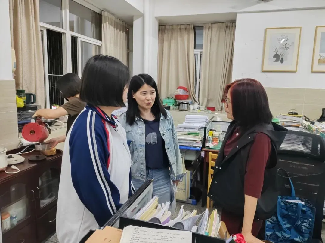 凿壁借光燃斗志,乌鸦喝水赢中考——福清滨江中学毕业班亲子同堂会圆满举行 第39张 凿壁借光燃斗志,乌鸦喝水赢中考——福清滨江中学毕业班亲子同堂会圆满举行 第39张