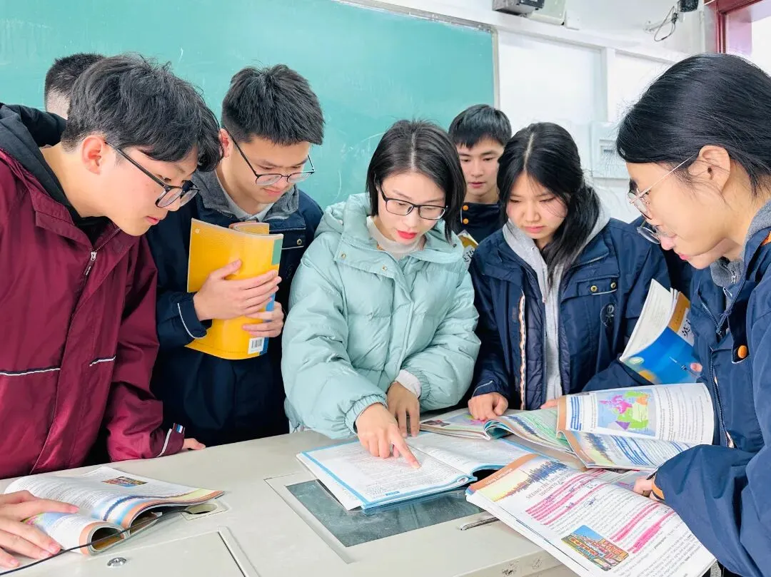 低进高出,逆势上扬,这所民办普高让中考400多分的学生也能圆梦本科! 第17张
