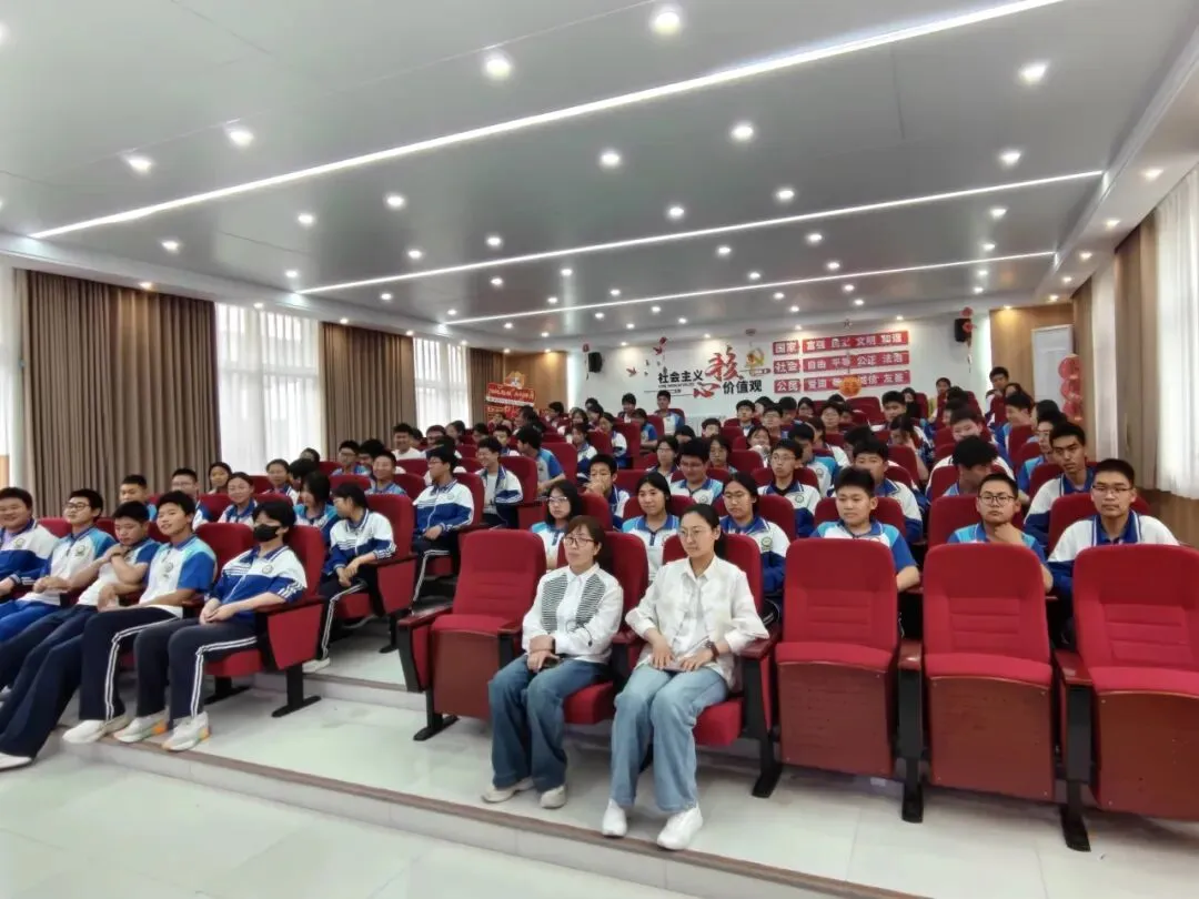 科学减压,助力中考——“新老师”阳光成长心理健康教育走进新乡市第二十中学 第23张