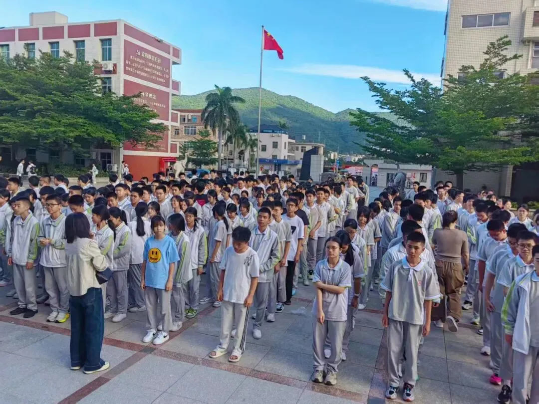 凝心聚力树典型 赋能冲刺迎中考 ——泉州市马甲中学初三市质检表彰大会圆满举行 第3张