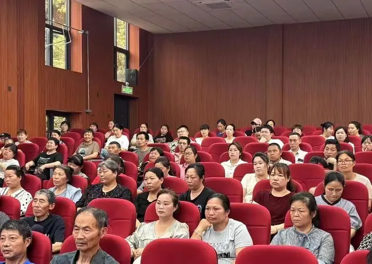 家校同心聚合力 护航中考踏征程 —— 浦城县仙阳中学召开九年级家长会暨动员见面会-第4张图片-四季读书网