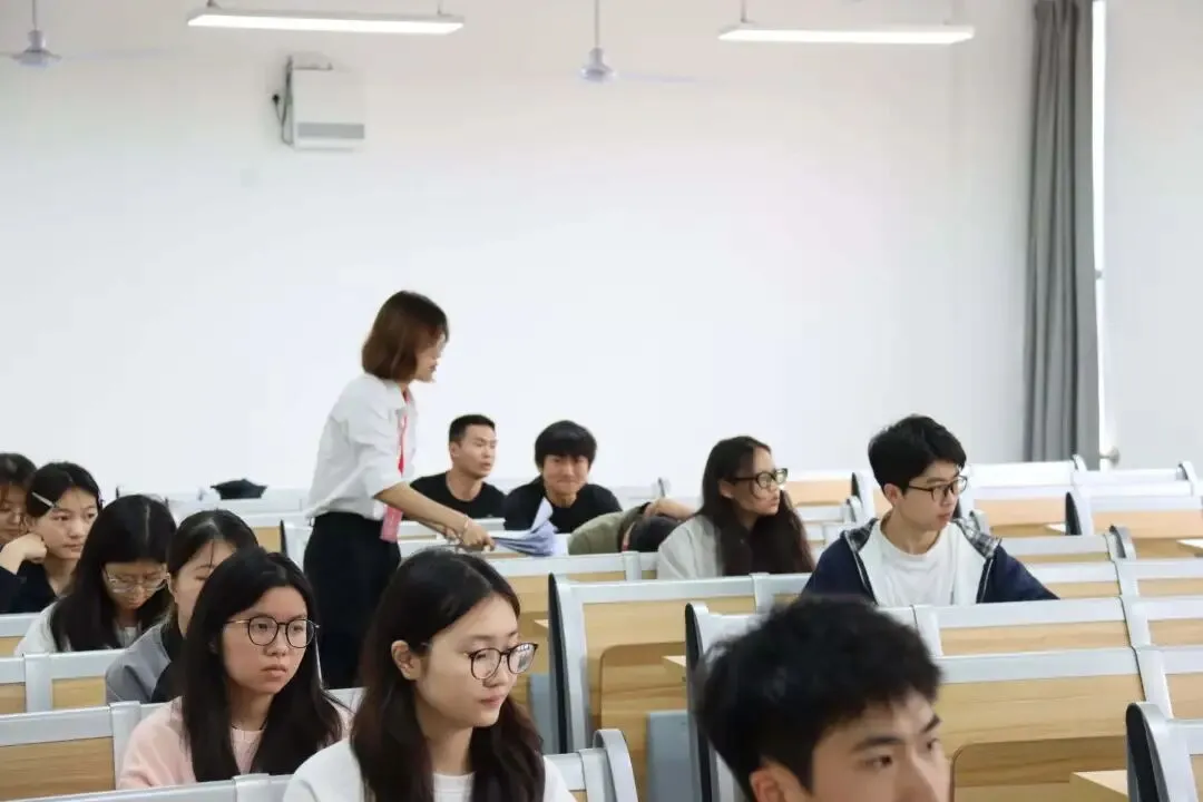 2026年模拟公务员考试大赛初赛(笔试)顺利进行 第26张