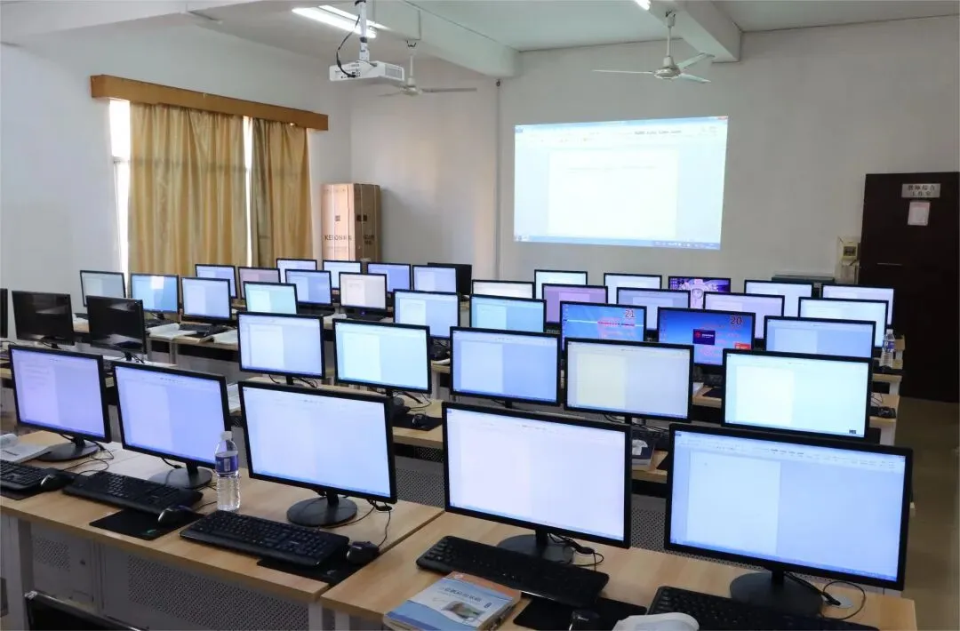 中考成绩不理想,适合男生、女生学门技术,一样有好前途 第12张 中考成绩不理想,适合男生、女生学门技术,一样有好前途 第12张