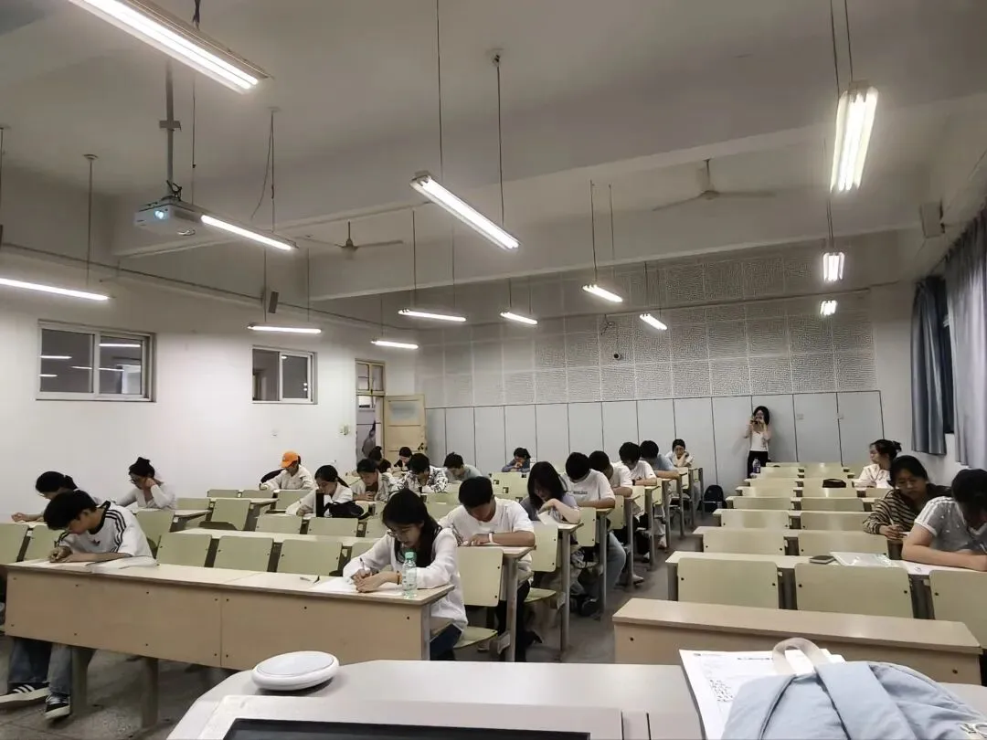 我为同学做实事 | 四六级模拟考试圆满收官! 第14张