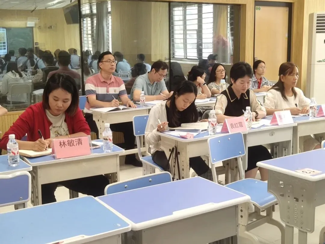 聚焦中考冲刺 深研高效复习——南宁市青秀区第一初级中学和南宁市青秀区初中历史黄超红名师工作坊进行联合教研活动 第20张 聚焦中考冲刺 深研高效复习——南宁市青秀区第一初级中学和南宁市青秀区初中历史黄超红名师工作坊进行联合教研活动 第20张