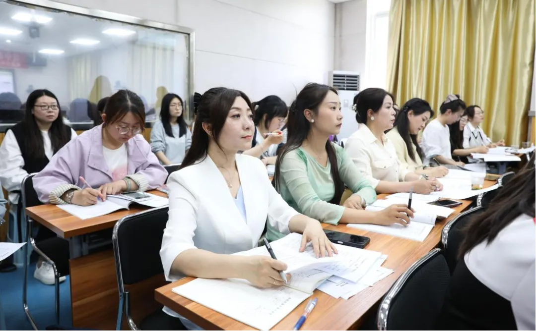 聚焦话题整合复习 共研中考备战新策——勉县武侯中学成功举办天汉好课堂“三个一”教研活动 第10张