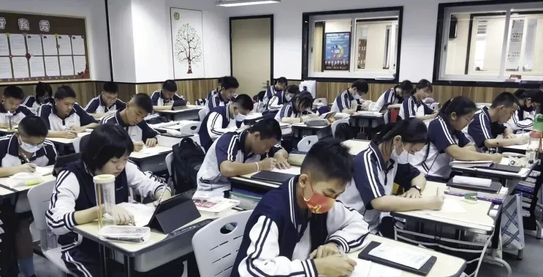郑州中考卓越教育全日制办学实力如何?校区地址在哪? 第20张 郑州中考卓越教育全日制办学实力如何?校区地址在哪? 第20张