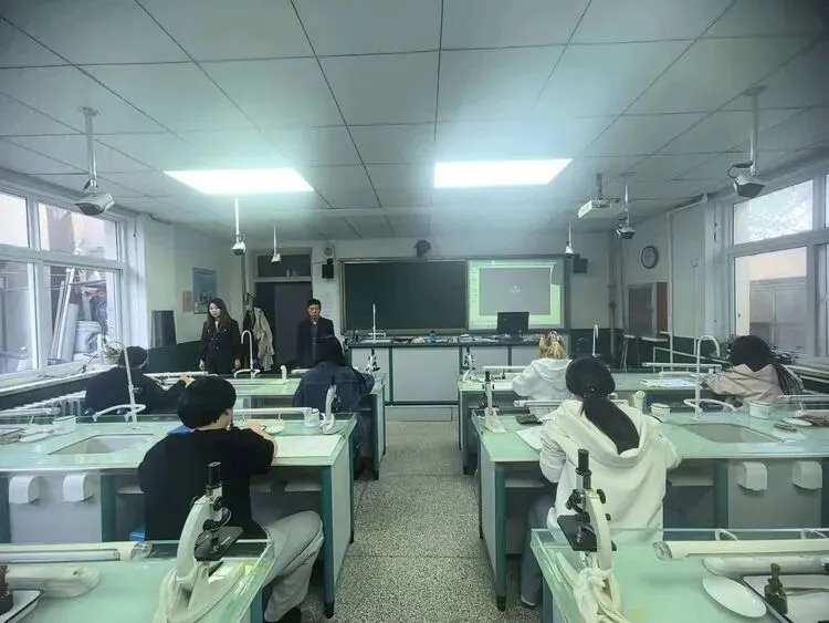 教师专栏 |八年级信息与生物实验中考纪实:致敬每一位守护者 第11张
