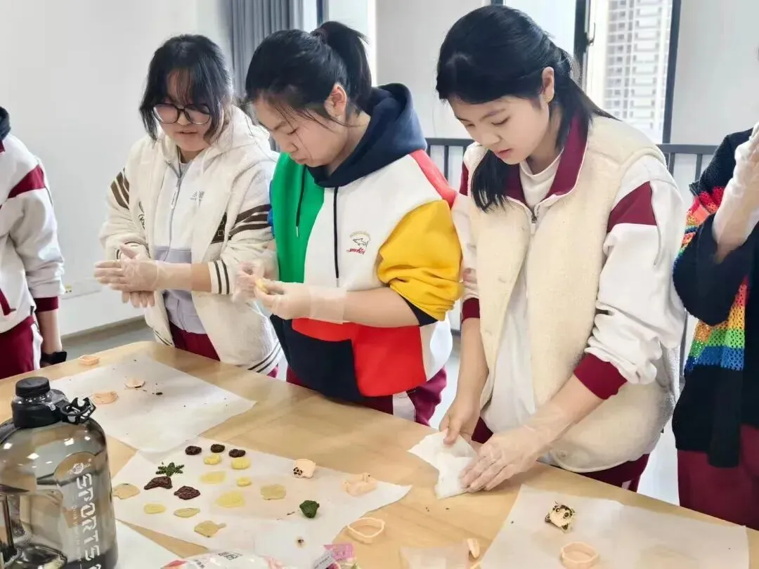 【广电推荐】中考升学优质学校:徐州市第一中学国际部 第32张