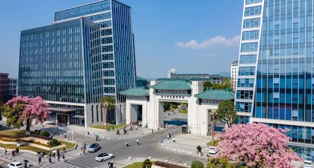 【广东华夏高级技工学校】2025年中考志愿填报专业代码 第4张