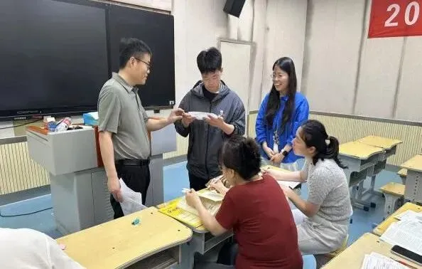 聚焦真题明方向,以赛促教共成长——冠县实高地理学科组讲高考题大赛 第7张 聚焦真题明方向,以赛促教共成长——冠县实高地理学科组讲高考题大赛 第7张