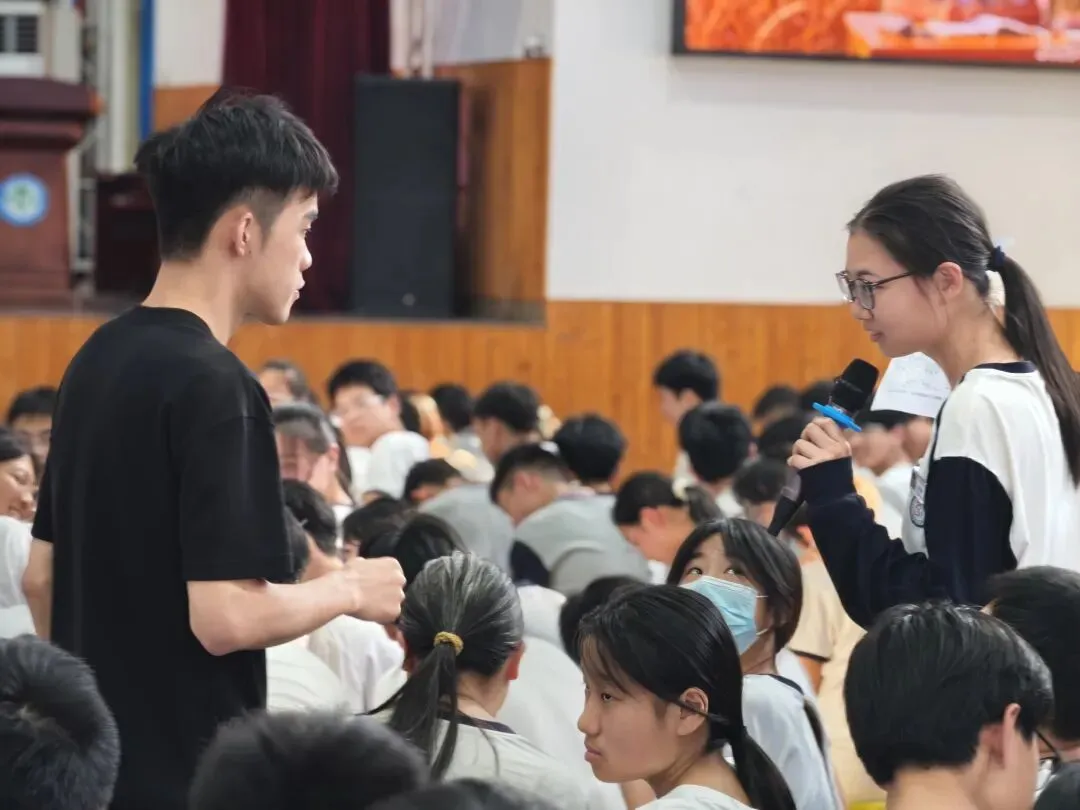 逐梦中考不负韶华 暖心讲座赋能成长——卫前初中特邀公益博主良田来校开展励志讲座 第17张
