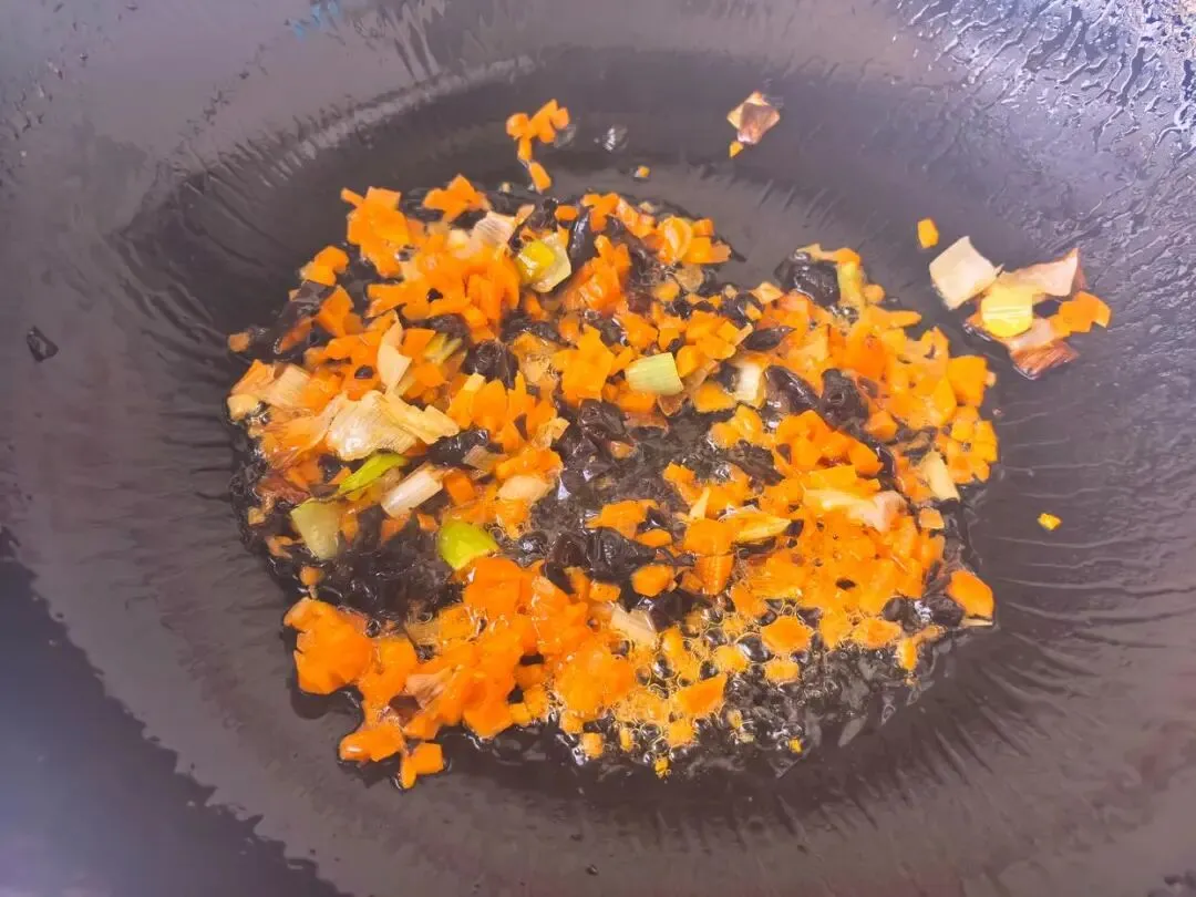 中考倒计时!初三儿子早餐不费妈,山药虾仁时蔬汤,清淡饮食助力 第6张