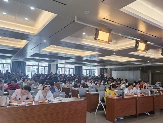研思共进备中考 精准施策提质量——莆田市教师进修学院举办2026届初中毕业班第二次英语学科教师培训 第4张