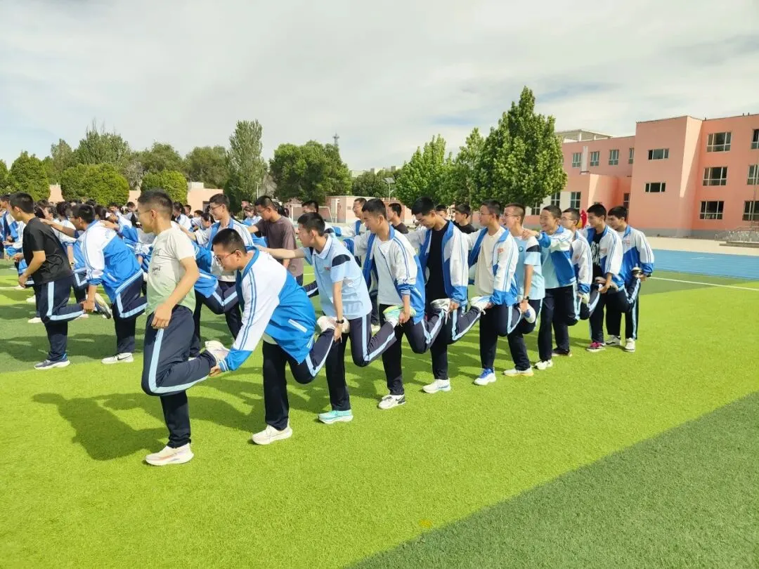 【校园动态】逐梦中考 心向阳光——六十八团中学开展九年级学生考前心理拓展训练营 第3张 【校园动态】逐梦中考 心向阳光——六十八团中学开展九年级学生考前心理拓展训练营 第3张