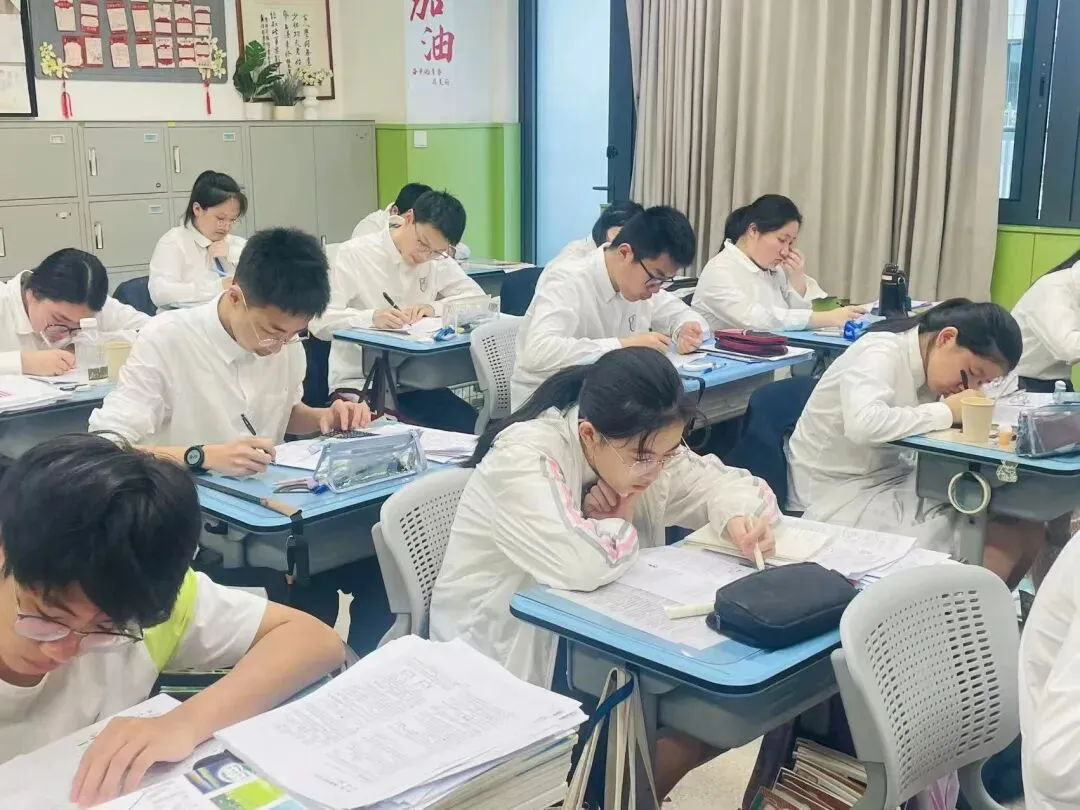 距离中考最后30天,我们一起冲 第2张 距离中考最后30天,我们一起冲 第2张